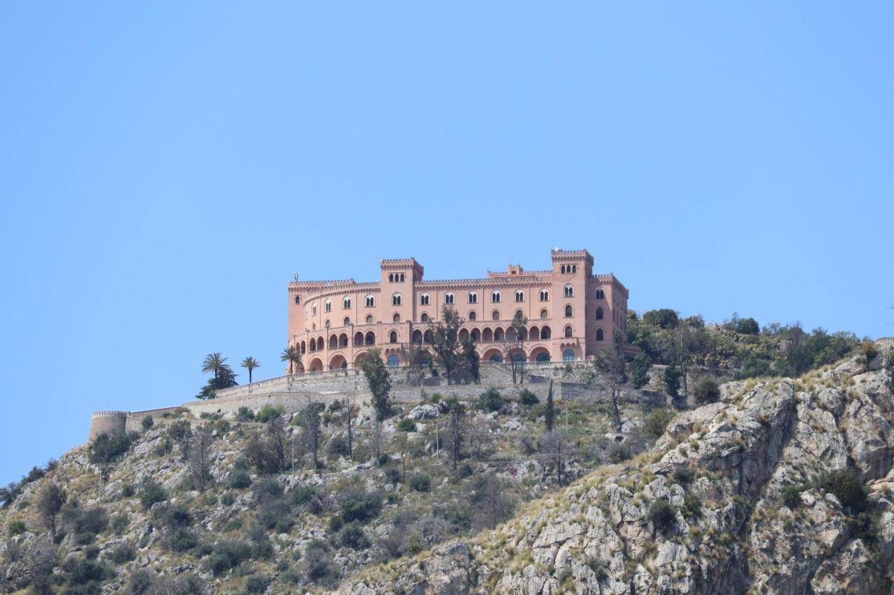 Apartamento Casa De Paoli - Vista Mare Arenella, Palermo Con Parcheggio Privato Exterior foto