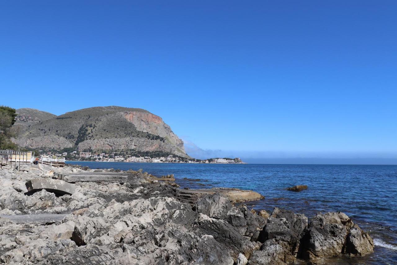 Apartamento Casa De Paoli - Vista Mare Arenella, Palermo Con Parcheggio Privato Exterior foto