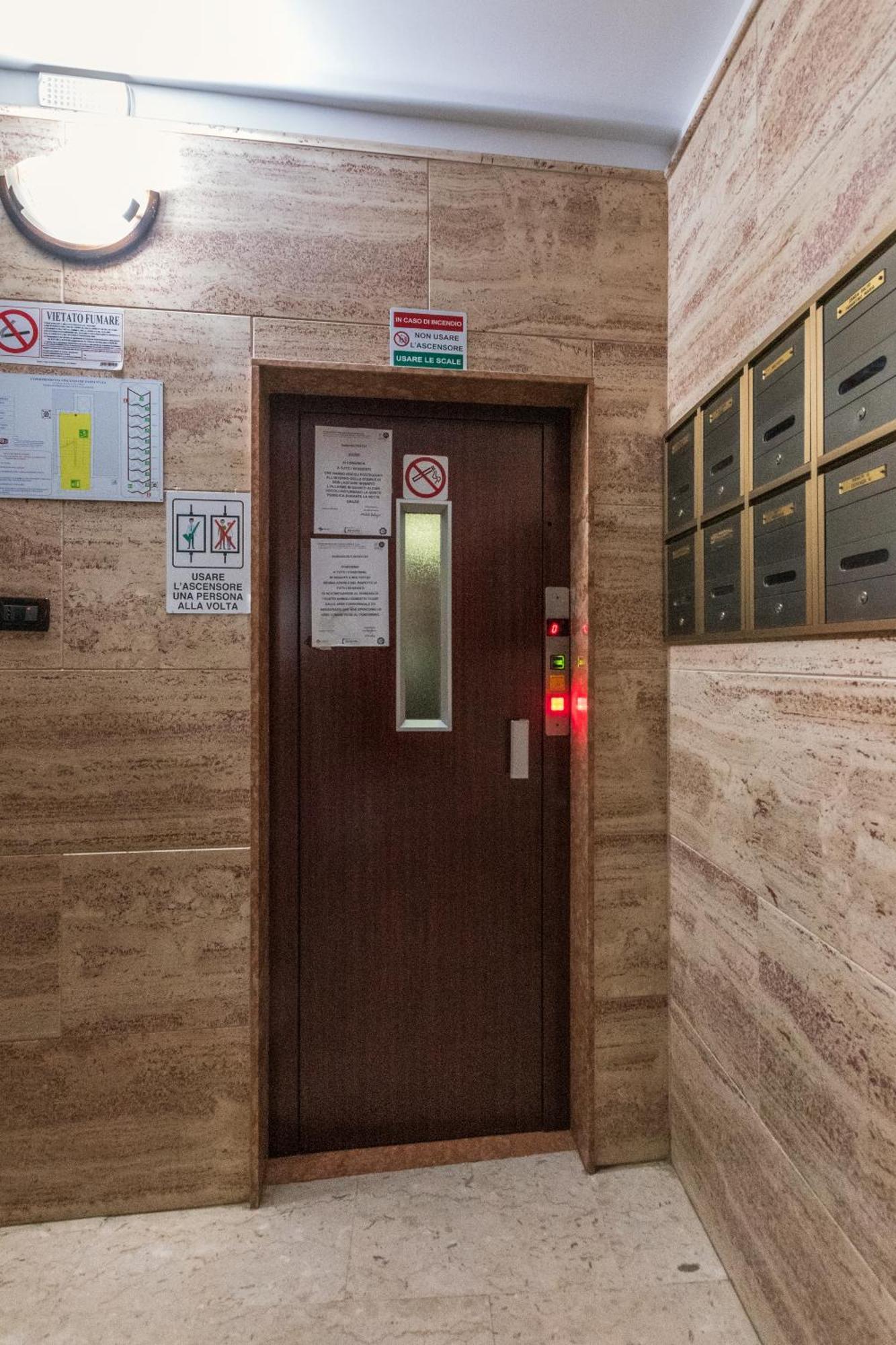 Apartamento Casa De Paoli - Vista Mare Arenella, Palermo Con Parcheggio Privato Exterior foto